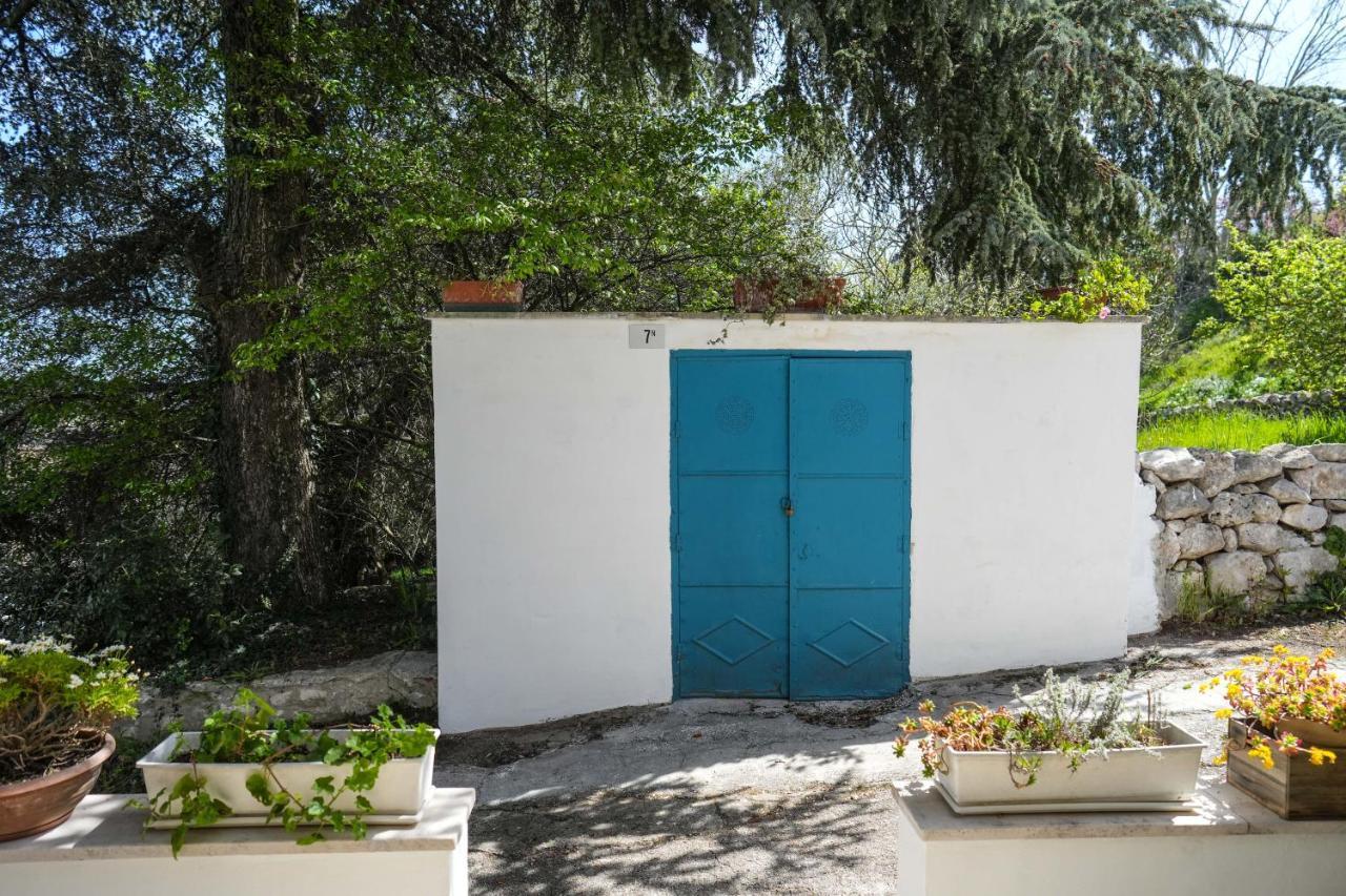 Trulli Di Puglia - Casa Vacanze In Valle D'Itria Мартина-Франка Экстерьер фото