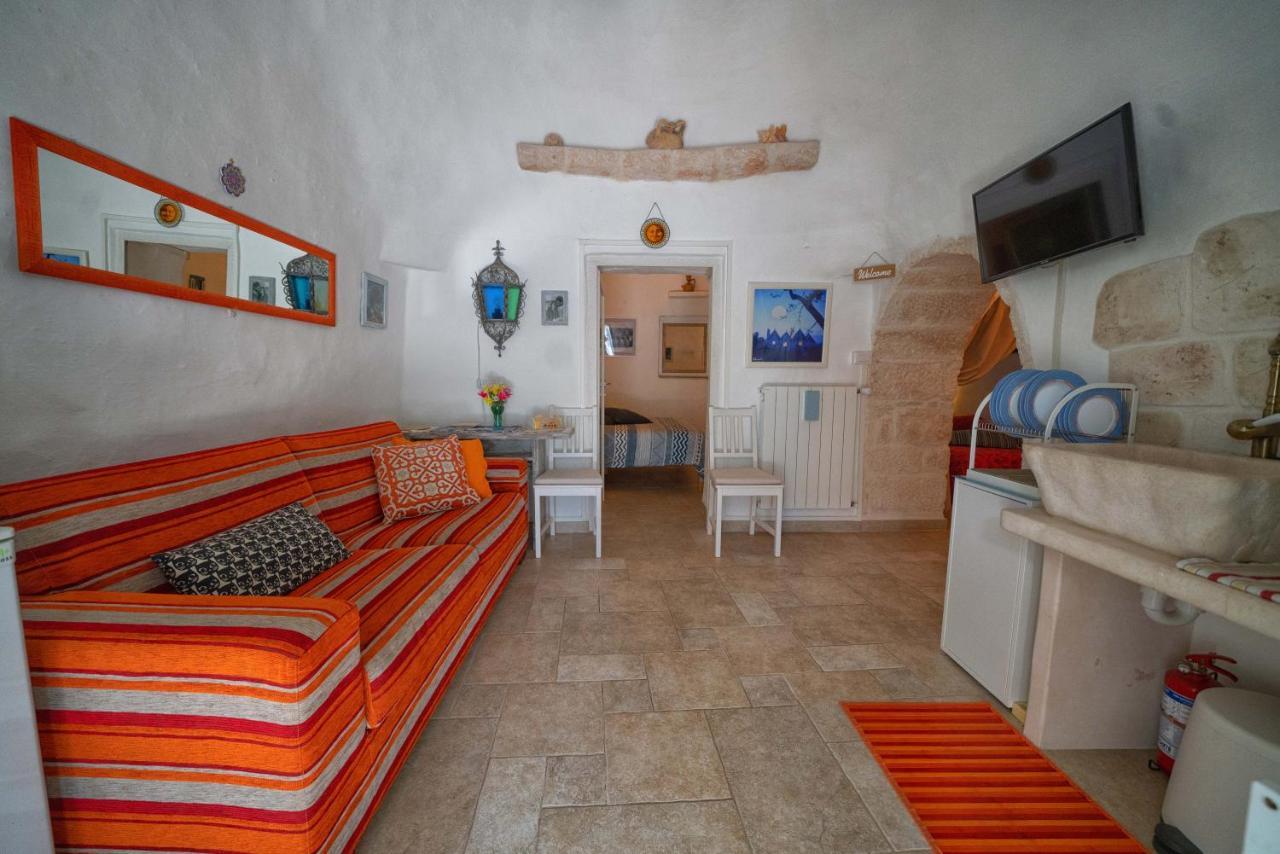 Trulli Di Puglia - Casa Vacanze In Valle D'Itria Мартина-Франка Экстерьер фото