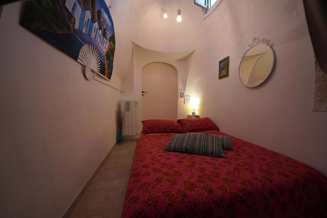 Trulli Di Puglia - Casa Vacanze In Valle D'Itria Мартина-Франка Экстерьер фото