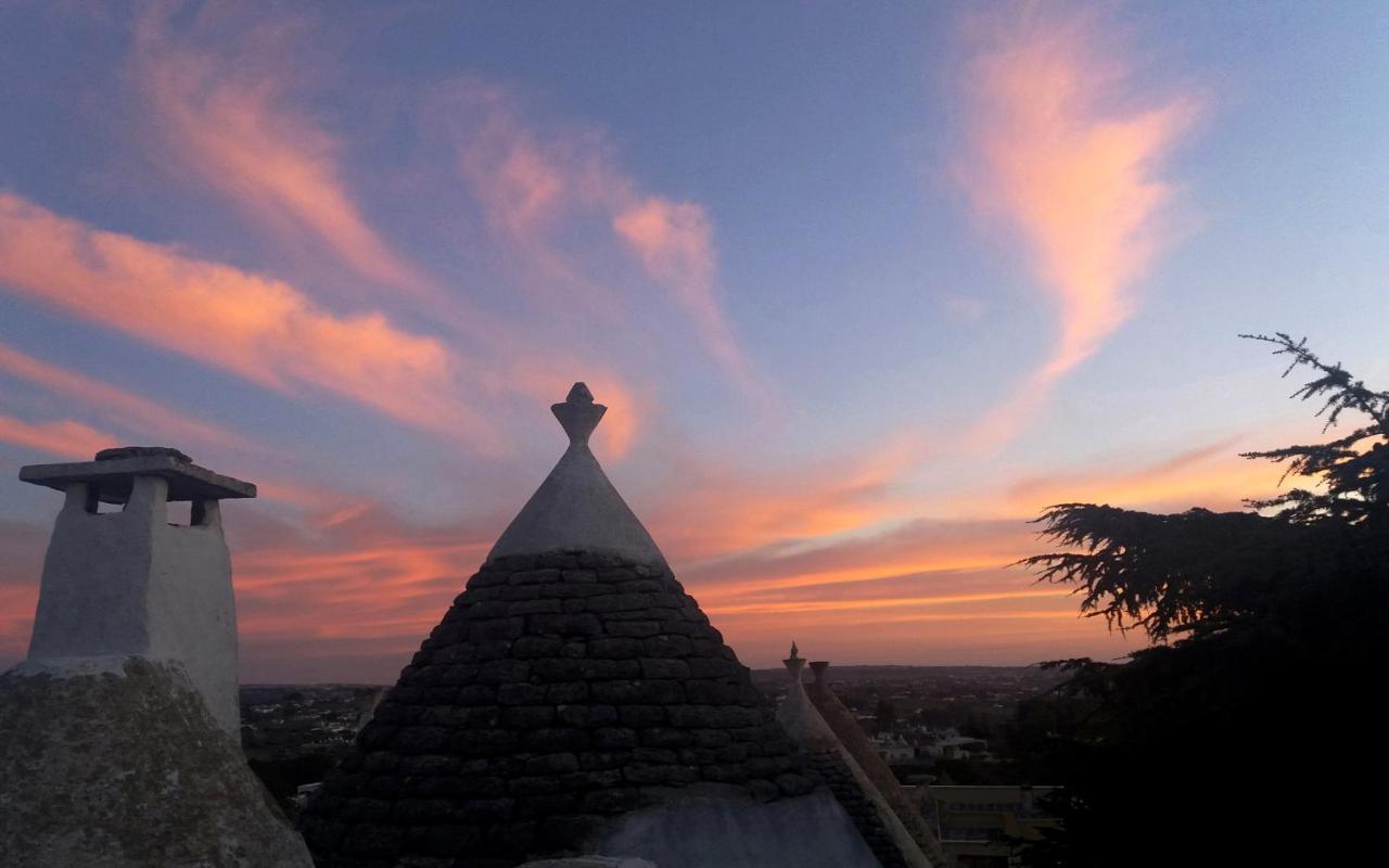 Trulli Di Puglia - Casa Vacanze In Valle D'Itria Мартина-Франка Экстерьер фото